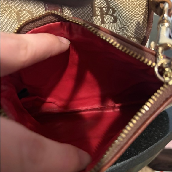 Dooney & Bourke 2pc Barrel Bag & Zipper Pouch - Picture 3 of 9